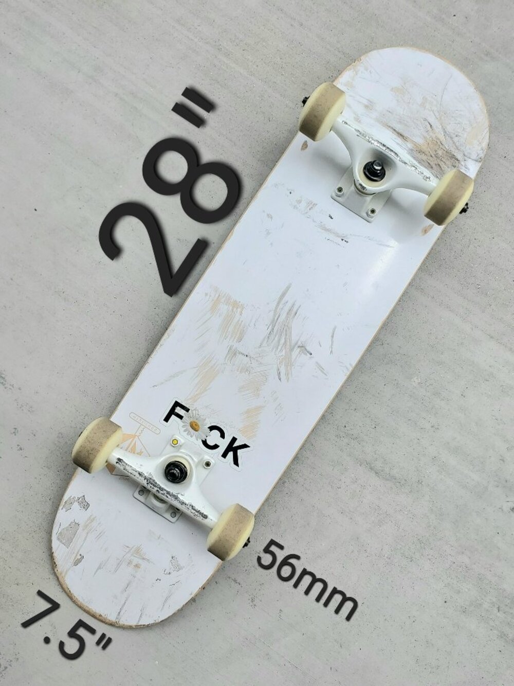Mini Logo 7.5 x 28 skateboard w tool & extra wheels